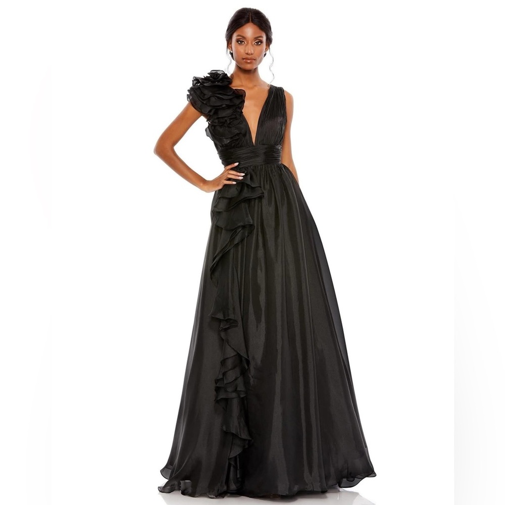Elegant Black One-Shoulder Evening Gown NWT